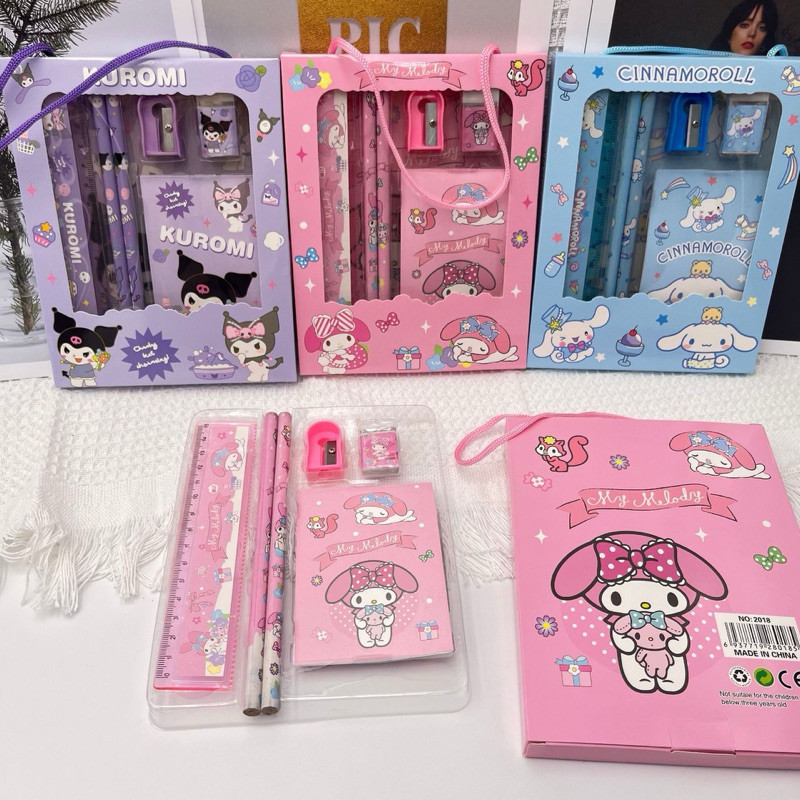 

FLKS Set Stationery Paket Alat Tulis Anak Souvenir Hadiah Ulang Tahun Anak Karakter Kartun Sanrio