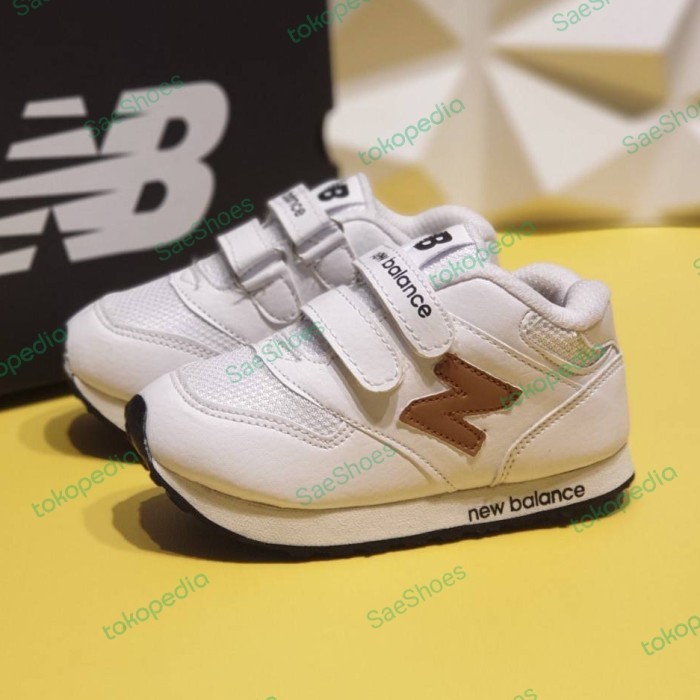 ✨LARIS✨ -sepatu anak bayi 1 tahun NB white lis hijau free Box size 21-30 - putih gold, 30