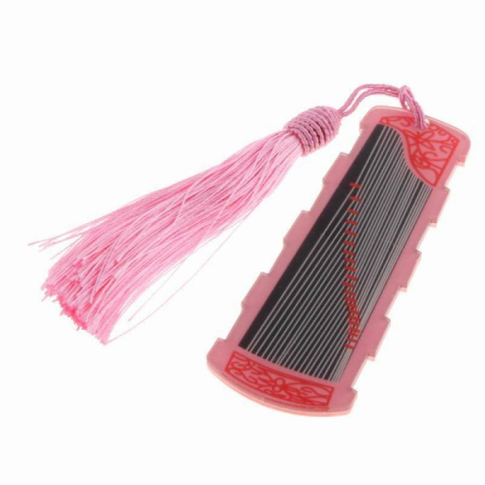 

tempat kuku kecapi pink