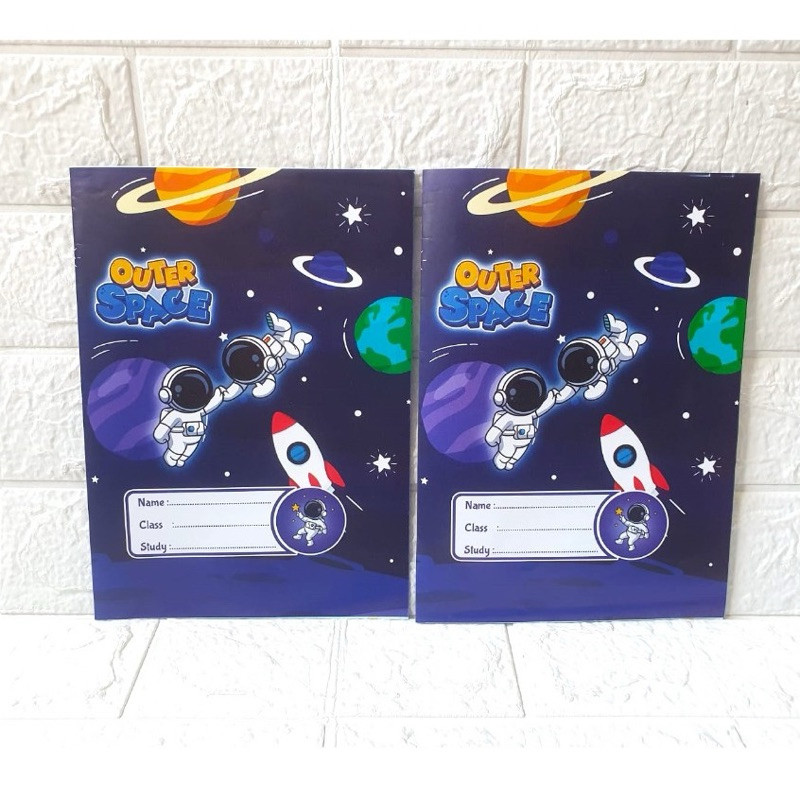 

(TOS) (ISI 20 Lembar) Sampul Buku Fancy Karakter ASTRONOUT Ukuran Kwarto berkualitas