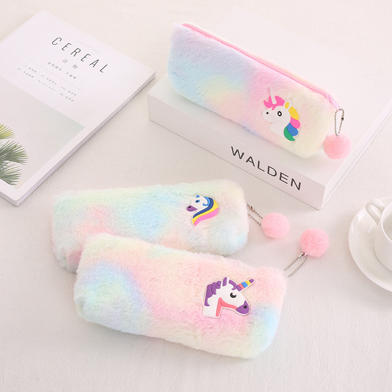 

HYPE N FANCY Kotak pensil bulu Logo Unicorn pastel pencil case pastel fur warna rainbow bulu halus pom-pom lucu kekinian perlengkapan sekolah