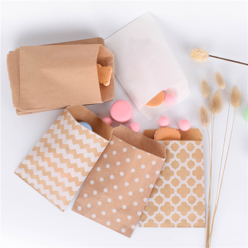 

15CM*10CM 50pcs Chevron dot Flower Craft Paper Popcorn bag Food Safe Favor Kraft birthday bags Designs of Party Bags