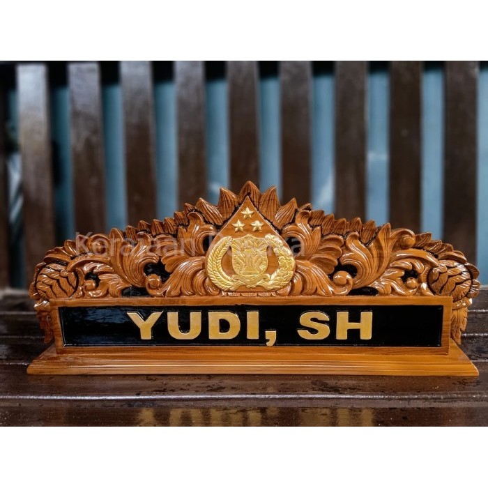 

PAPAN NAMA + PAPAN NAMA POLISI + PAPAN NAMA MEJA KANTOR / LOGGO POLISI KP343