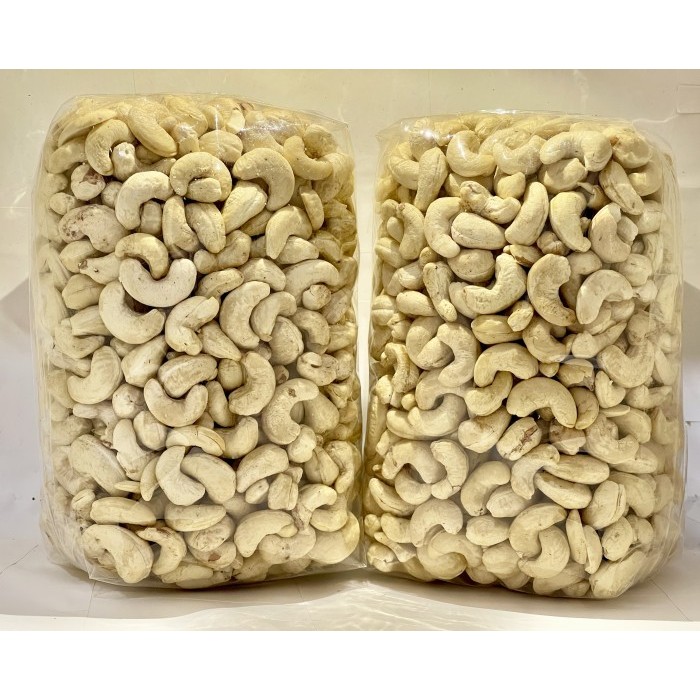 

New Arrival kacang mede mentah 1 KG