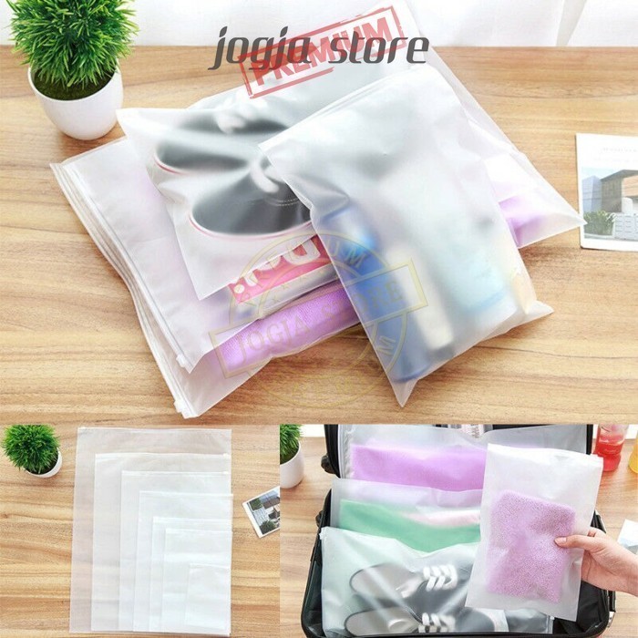 Pouch Travel Zipper Bag Waterproof Kantong Zip Plastik Organizer Baju Pakaian & Alat Mandi