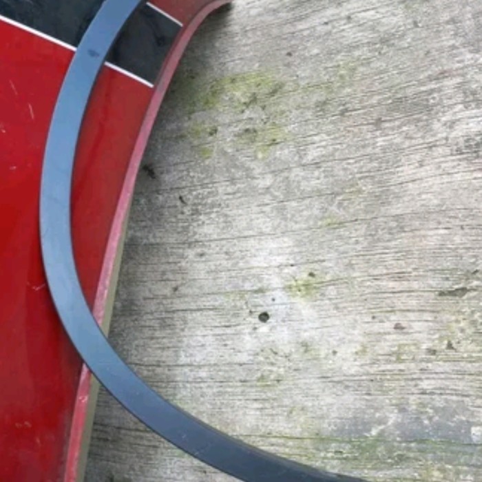 Over Fender Lis Spoiler Spakbor Depan BMW X 1