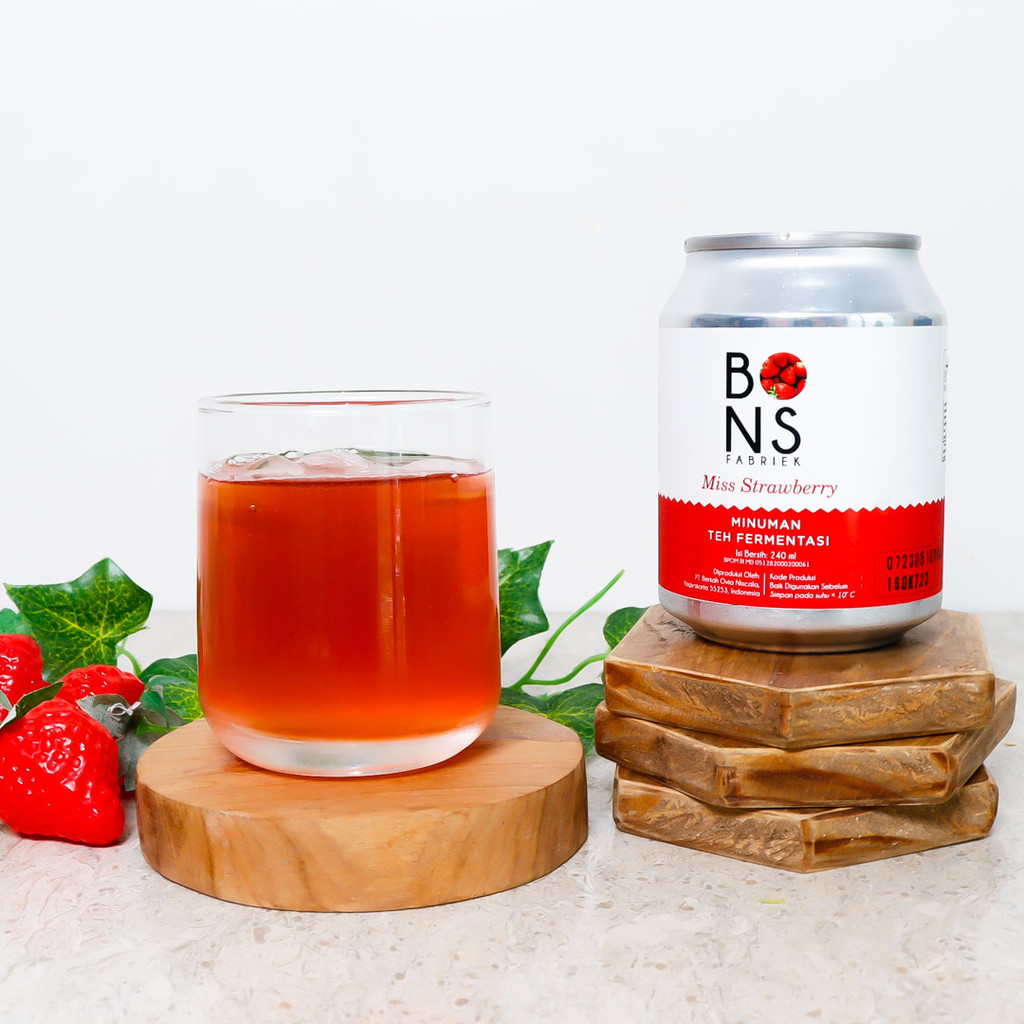 

250ml Kombucha Miss Strawberry Sparkling Drink Teh Fermentasi - BONS Fabriek