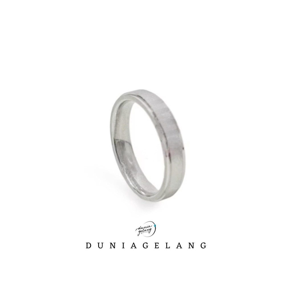 Cincin Titanium Motif Silver Polos Diam / Cincin Pria Wanita Dunia Gelang