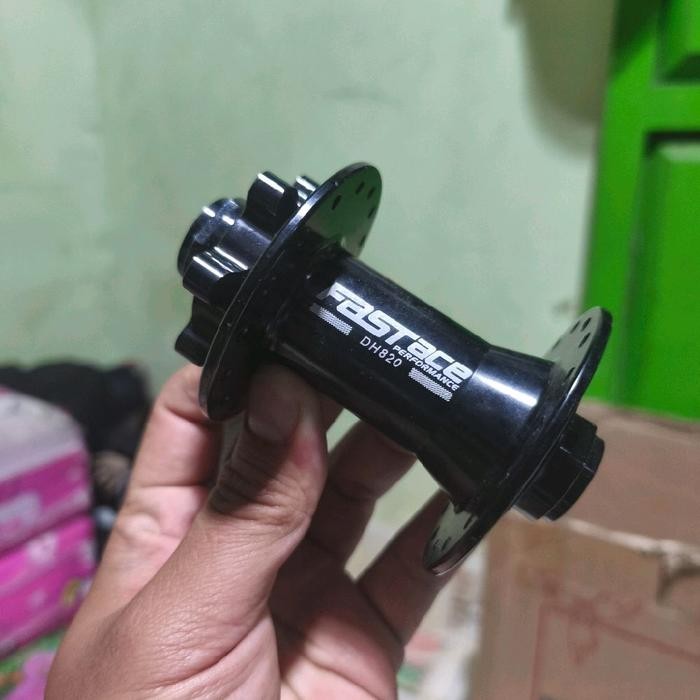 hub depan TA 15 x 100 fastace DH820 bearing sepeda MTB hitam