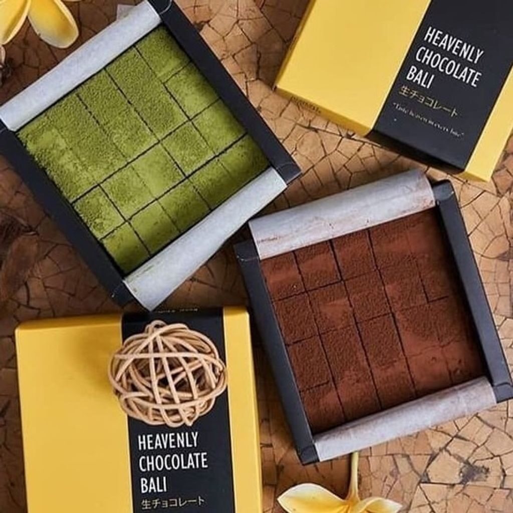 

Heavenly Chocolate Bali Square Box