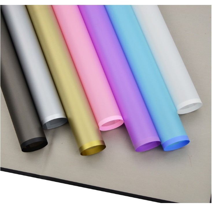 

ACC KERTAS BUKET MOTIF COLOR POLOS