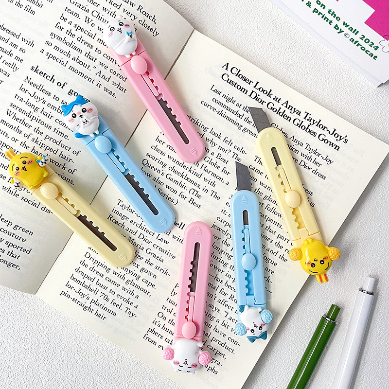 

[HARU] Chiikawa Series Cutter Character Cutter Portable Mini Cutter Pisau kecil Stationary Lucu