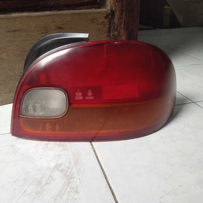 Stoplamp Hyundai Accent Cakra Bimantara 96-97 KANAN