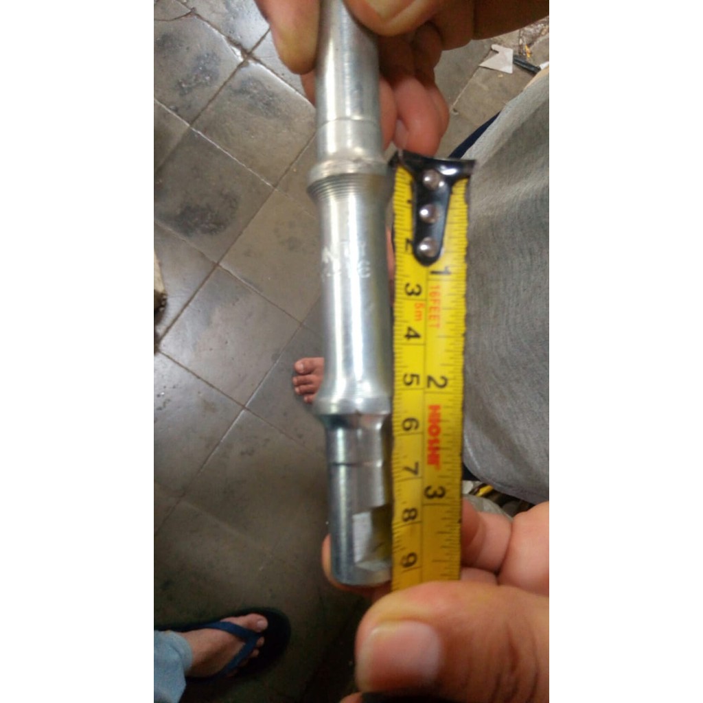 As tengah sepeda onthel onta kebo