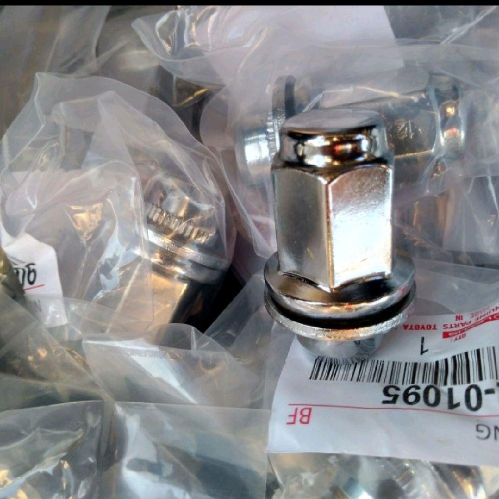 Mur Roda Toyota Innova Fortuner Universal