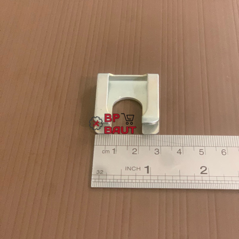 PLAT PENGUNCI/PLAT SPI SELANG REM/SPI PLAT MOBIL ORIGINAL UNIVERSAL