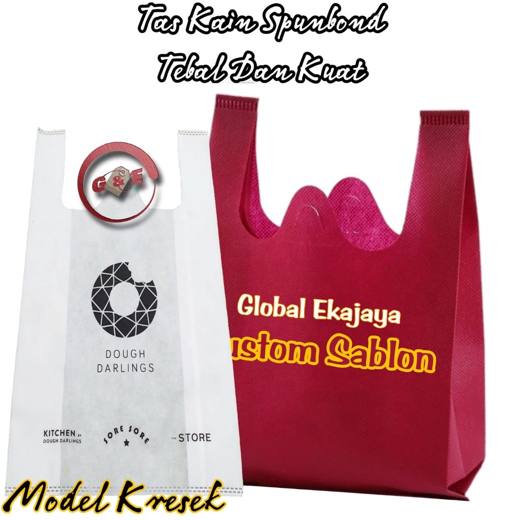 

Jasa Sablon Cetak Nama Tas Kain Spunbond Goodie Bag Kantong Kemasan Belanja Souvenir Ultah Wedding