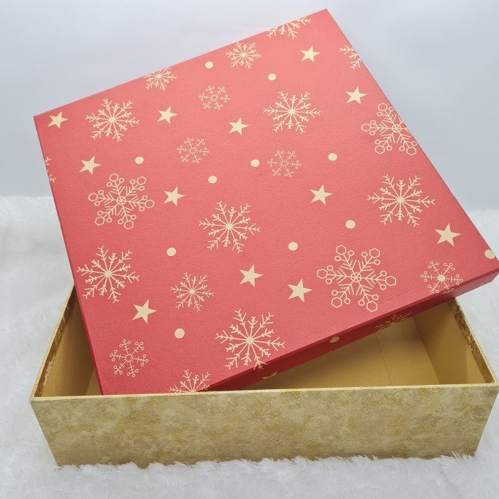 

Box standar Kado Natal 30x30x8cm / kotak kue cake xmas /kado bingkisan