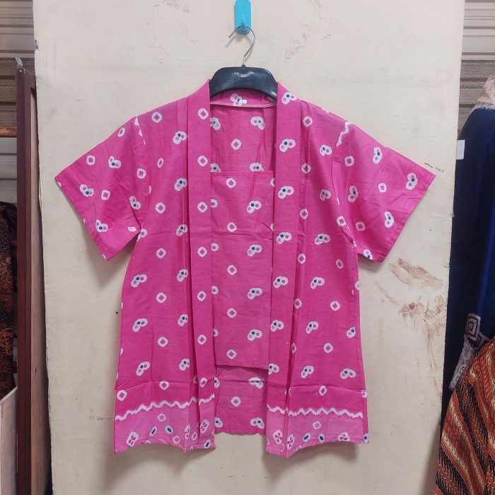 

✨LARIS✨ -kutubaru pendek 01 - Hitam, L