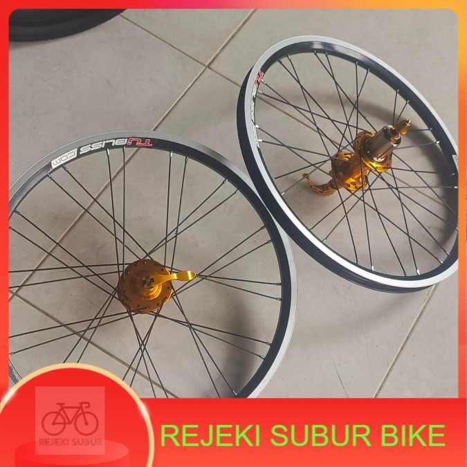 wheelset 20 inch Hub Freehub Syte Tubliss alloy double wall  jangkrik tawon diskbrake sepeda lipat m
