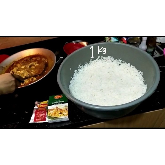 

✨TERLARIS -Beras Basmati dan Bumbu Nasi Briyani / Paket Basmati 1kg + Bumbu Shan