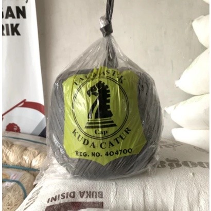 

Tali Rafia Gulung Cap Kuda Catur Warna Hitam Tali Plastik Ikat Barang