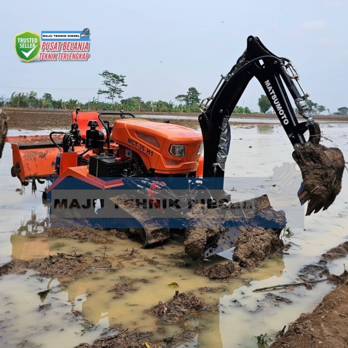 Traktor Amfibi / Crawler Tractor MATSUMOTO MCT 35 H1 tanpa Bucket Excavator