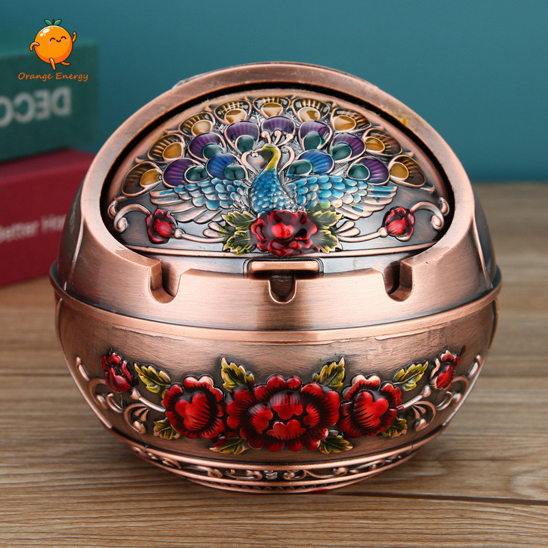 Asbak Rokok Logam Retro Tahan Angin Dengan Tutup Gaya Eropa portable Ashtray Vintage Metal korset vi