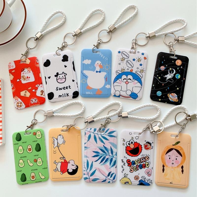 

[100 gaya untuk dipilih] ID CARD HOLDER Motif Kartun Transportasi Gaya Korea Untuk Sekolah Kantor kawaii Pelindung Kartu Gantungan Kunci Holder Kartu Bus Mahasiswa Mahasiswa Untuk Wanita holder id card holder lucu lanyard id card aesthetic tempat kalung