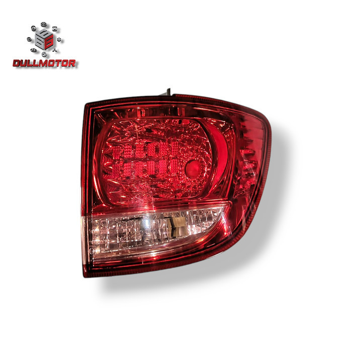 Stoplamp lampu belakang kanan Toyota Fortuner 2005