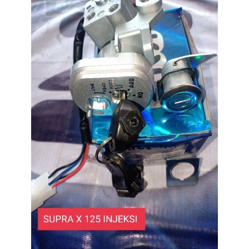 KUNCI KONTAK + KUNCI JOK SADEL SUPRA X 125 INJEKSI
