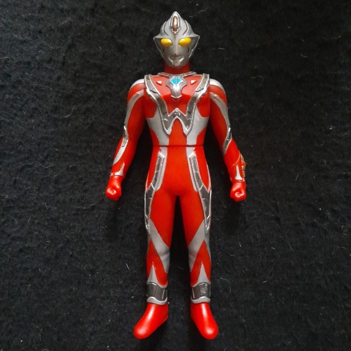 UHS Ultra Hero Series 17 Cm Ultraman Mebius Infinity  Figure Bandai 2006 Toy Koleksi Pajangan Mainan