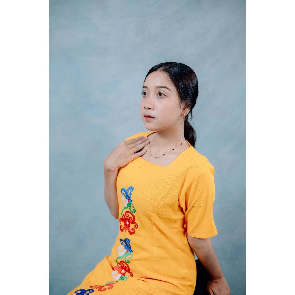 Dress Motif Cumi By Dirgantara Tenun Ikat Baju adat Dress Adat Kekinian Motif Cumi Kalimantan