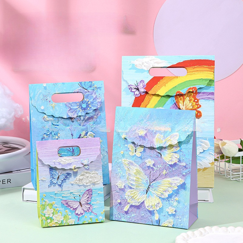 

PAPER BAG TUTUP PAPERBAG TAS SOUVENIR TAS KADO GIFT PESTA ACARA ULANG TAHUN MOTIF PRINTING KUPU KUPU BUTTERFLY