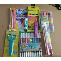 

ATK MEWARNA SPIDOL KECIL 12 WARNA / CRAYON KECIL 12 WARNA / 12 PENSIL WARNA BESAR / KECIL
