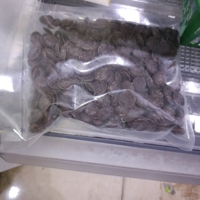 

Van Houten Dark Chocolate Couverture 57.7 / Coin Cokelat Repack - 100gr 57.7