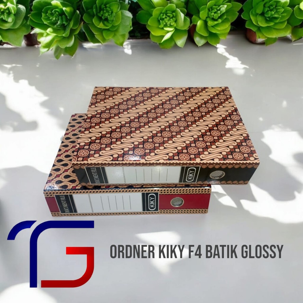 

Ordner Kiky F4 / Folio Motif Batik Glossy Murah