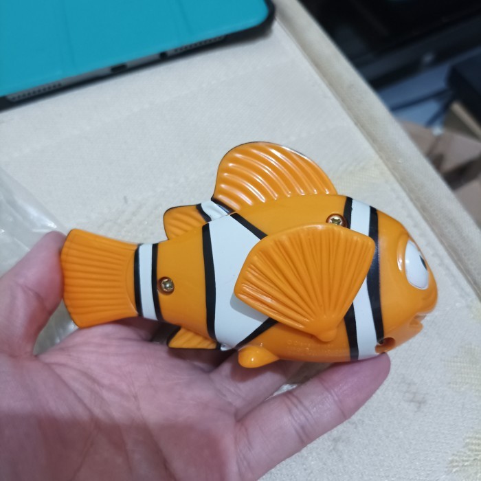 KY562 Finding Nemo Happy Meal MC Donalds | RARE