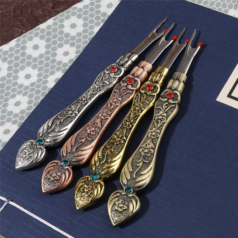 

Vintage Thread Cutter Seam Ripper Unpicker Cross-Stitch Sewing Handle Needlework Thread Remover Copper Easy Install Easy To Use-