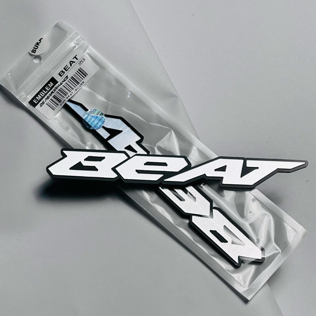 DS STICKER Emblem 3D Akrilik Beat Tebal 3mm – Pilihan Warna Silver, Gold, Merah, Lengkap Double Tape