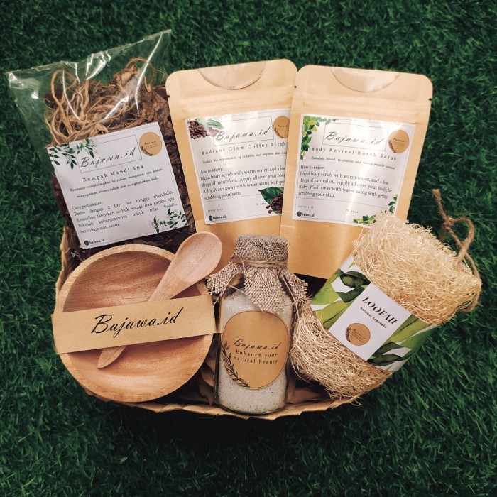 

Hampers Natal Imlek Wisuda Gift Set Wooden Parcel Lebaran Kado Custom