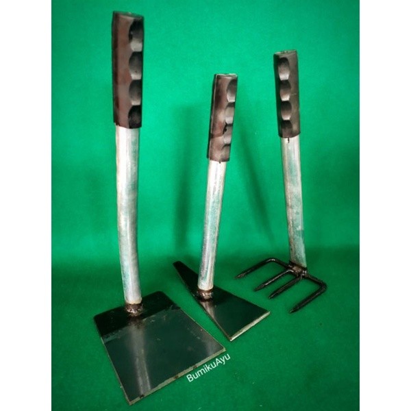 Cangkul kecil, wangkil Hazqi