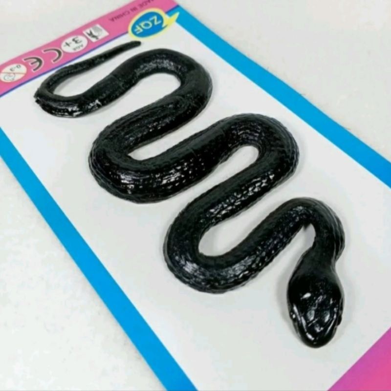Ular mainan karet prank