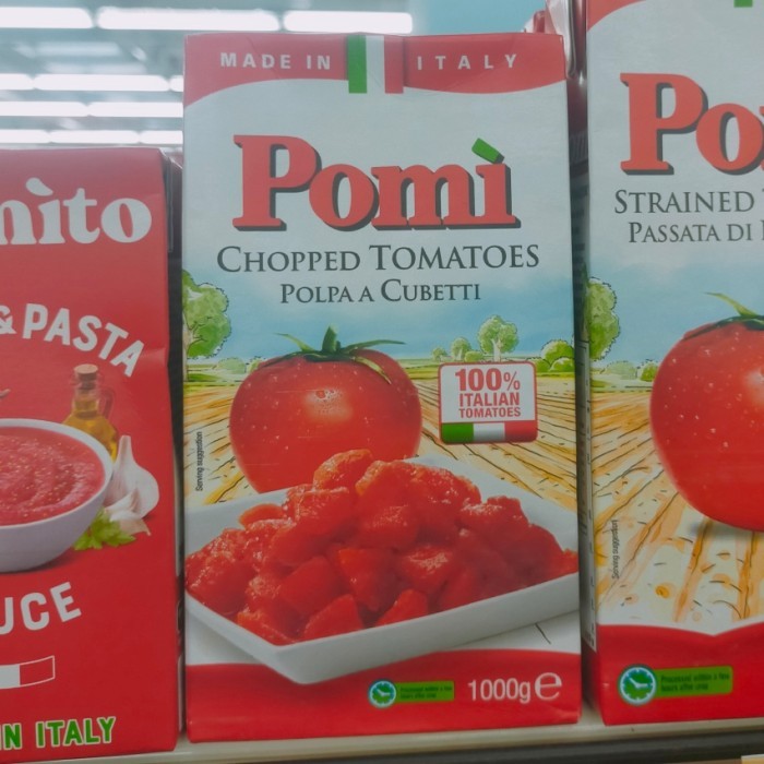 

Pomi tomato polpa cube Chopped tomatos sauce 1000ml