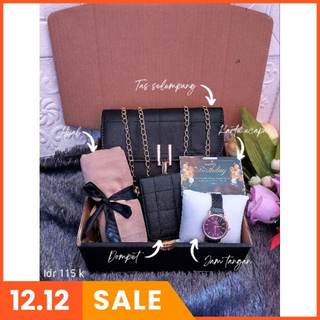 

hampers cewek ulang tahun/kado spesial ulang tahun cewek include tas selempang dan dompet cantik free box dan kartu ucapan