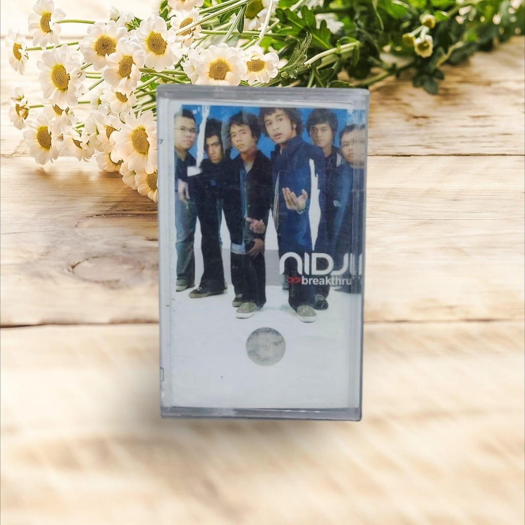 Kaset Pita - Nidji - Breakthru - Kaset Pita Nidji Breakthru