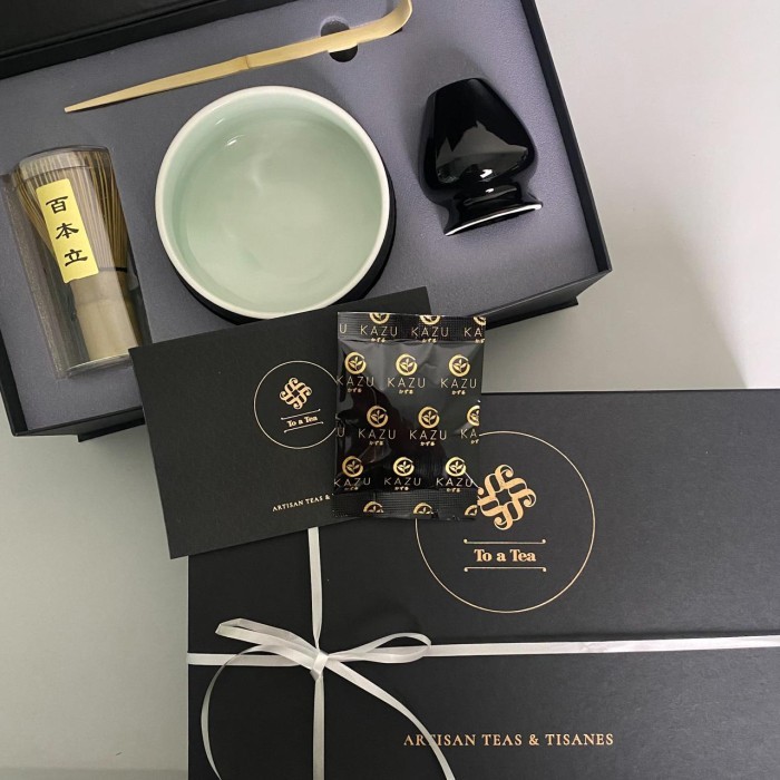 

KAZU Premium Set Hampers - Matcha Tea Set Lengkap - Natal Lebaran CNY - Matcha 10g