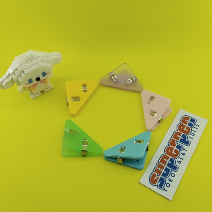 

Clip Sudut / Penjepit Kertas