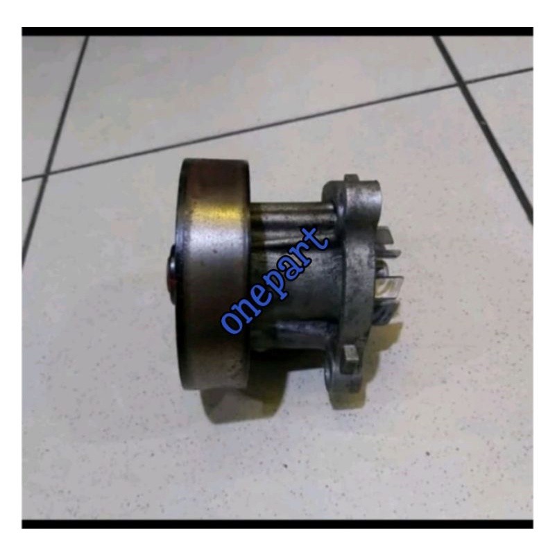 water pump Nissan Xtrail t30 ORIGINAL