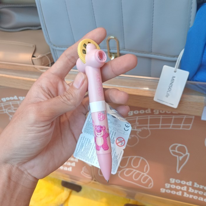 

MINISO Disney Pixar Food Projector Pen - Pulpen Proyektor Bergambar - Ballpoint - Alat Tulis Stationery